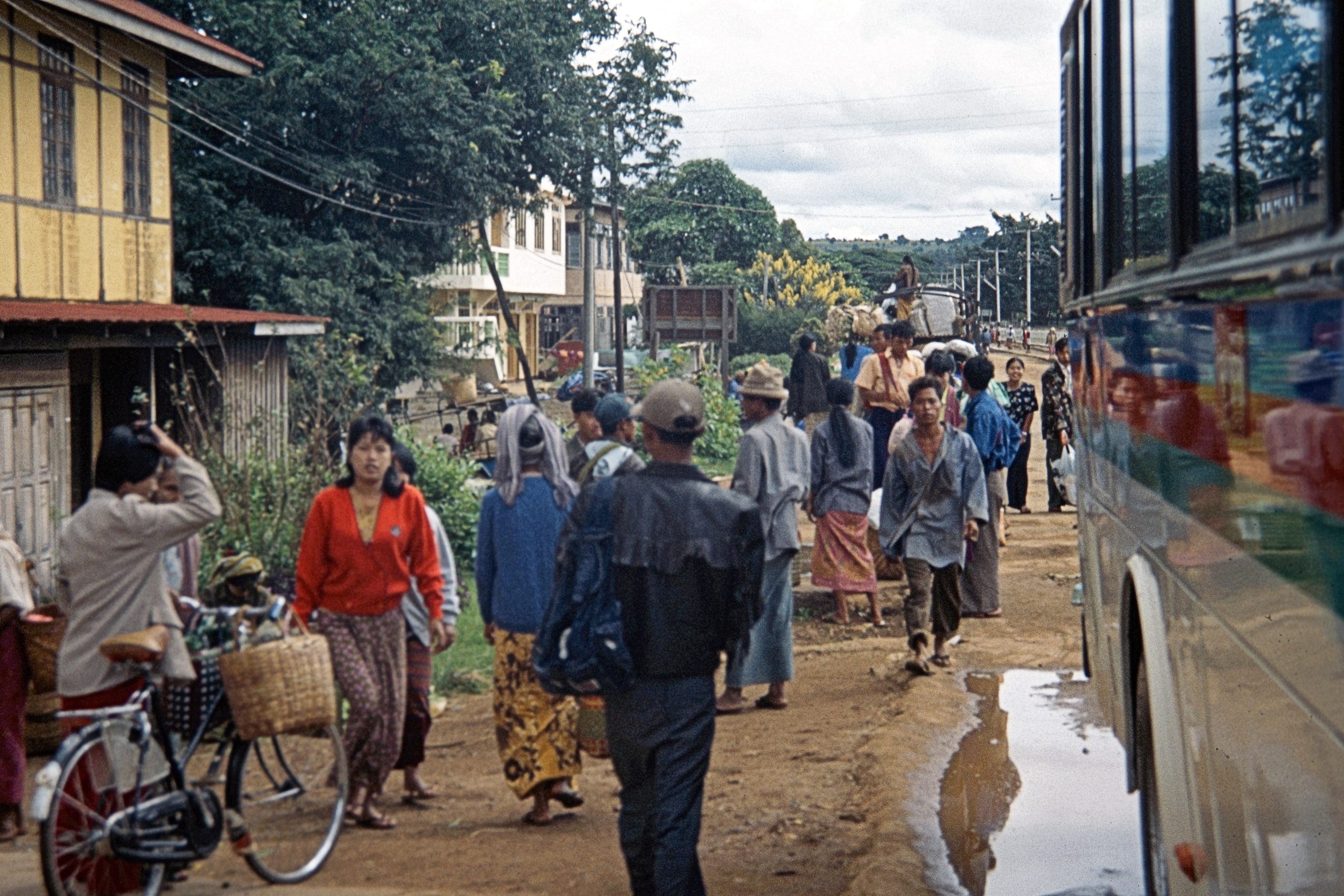 Straßenszene im Shan–Staat